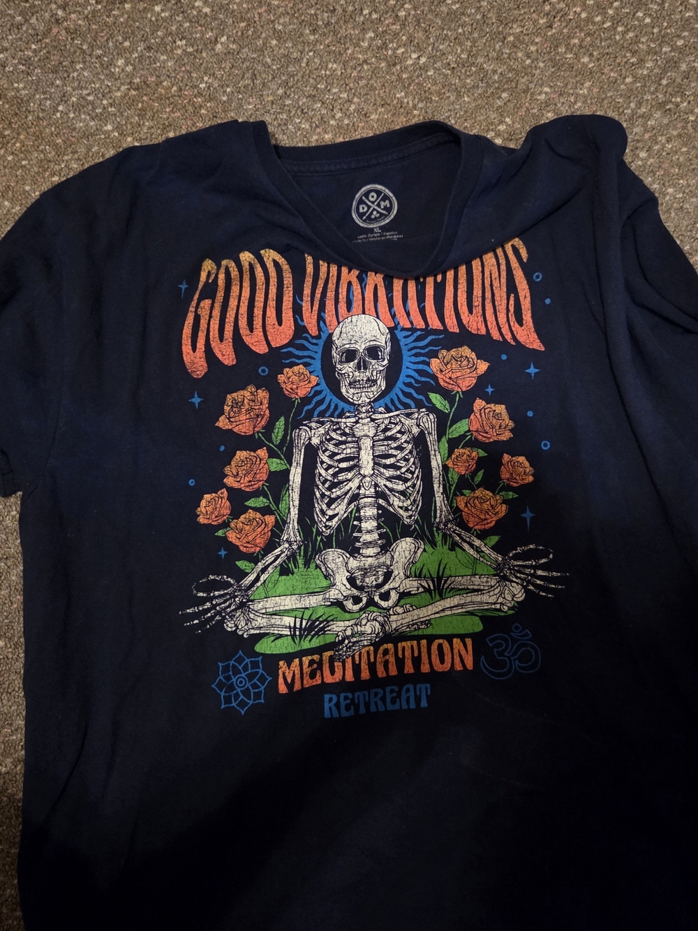 Good Vibrations Meditation Graphic Tee - Navy